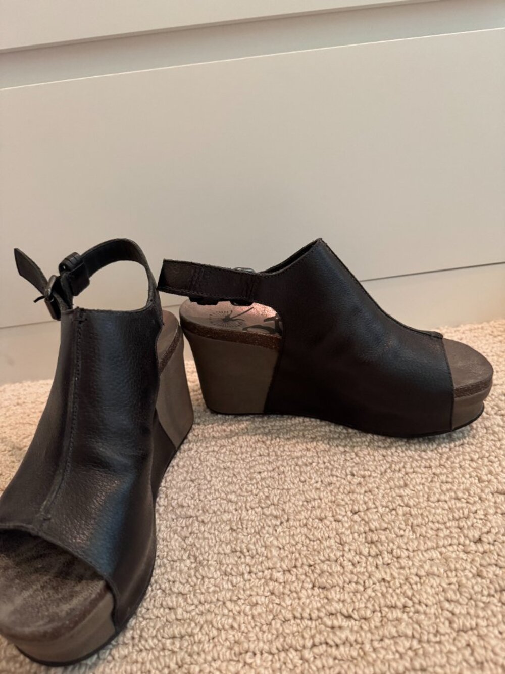 OTBT Jaunt Platform Wedge Sandals - Picture 7 of 11